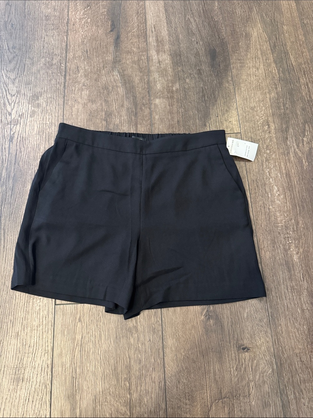 Women’s Black Tailored Pull-On Shorts